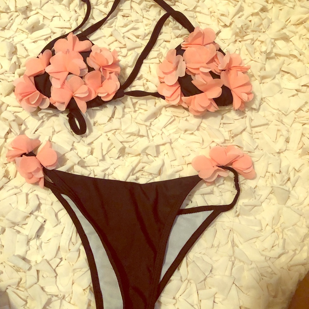 Flower bikini